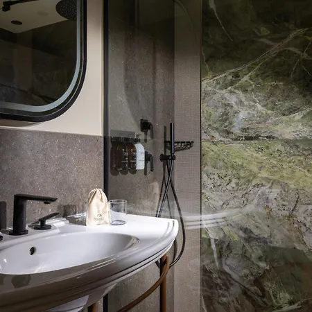 מלון L'ormaie & פריז