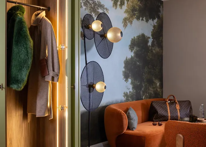 Hotel L'ormaie & Parijs