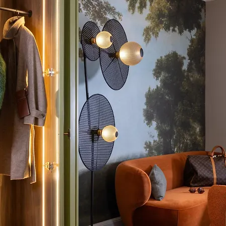 Hotel L'ormaie & Paris